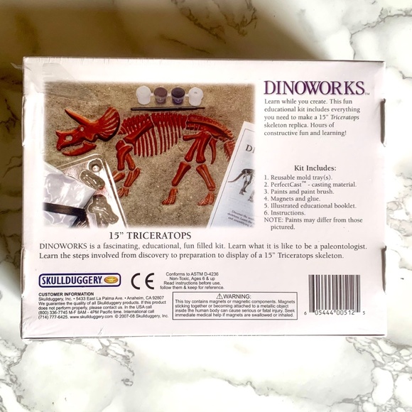 DINOWORKS Dinosaur Dig Kits (set of 2) BNIB - Picture 4 of 4